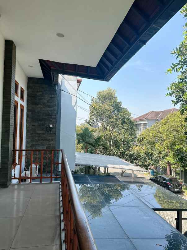 dijual rumah jl batununggal indah