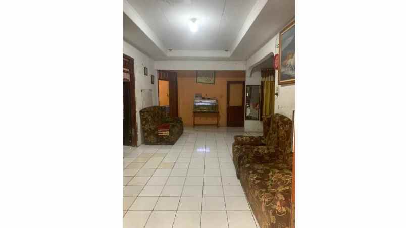 dijual rumah jl buni malaka