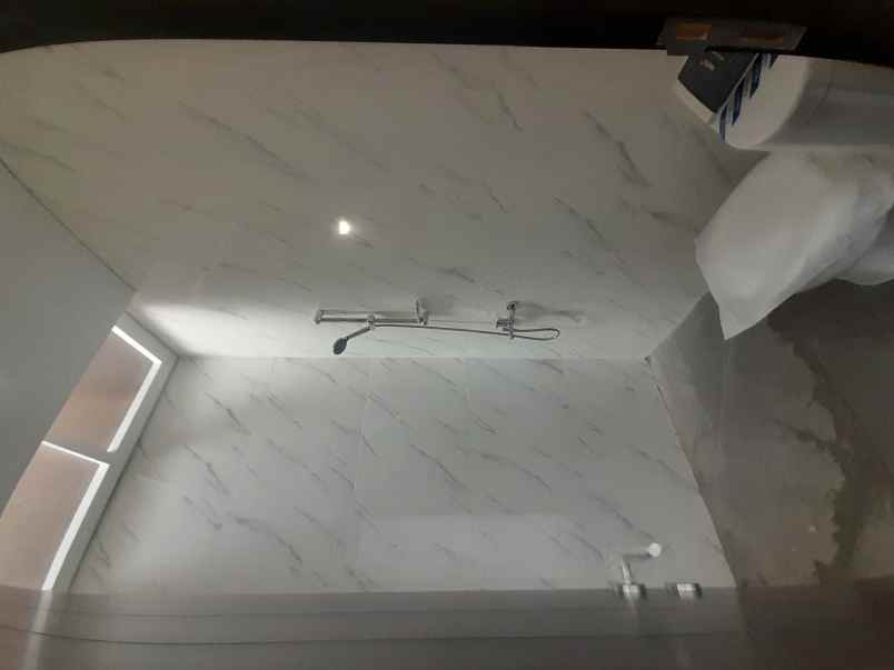 dijual rumah jl cibaduyut