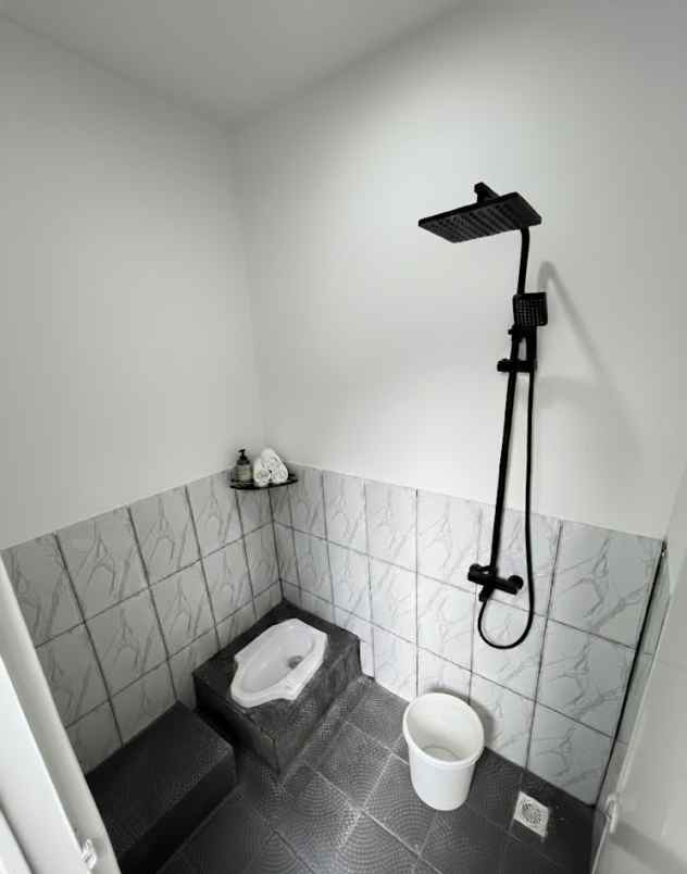 dijual rumah jl cisoka megu cempaka kec