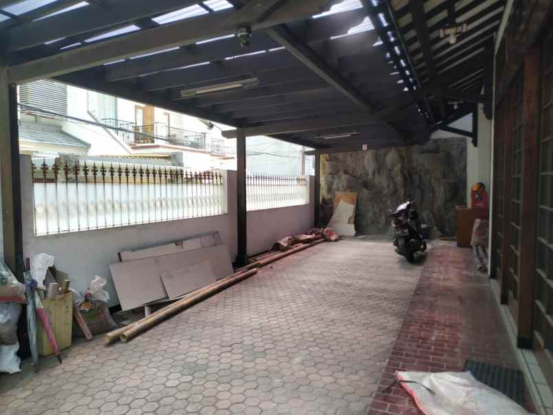 dijual rumah jl kebalen