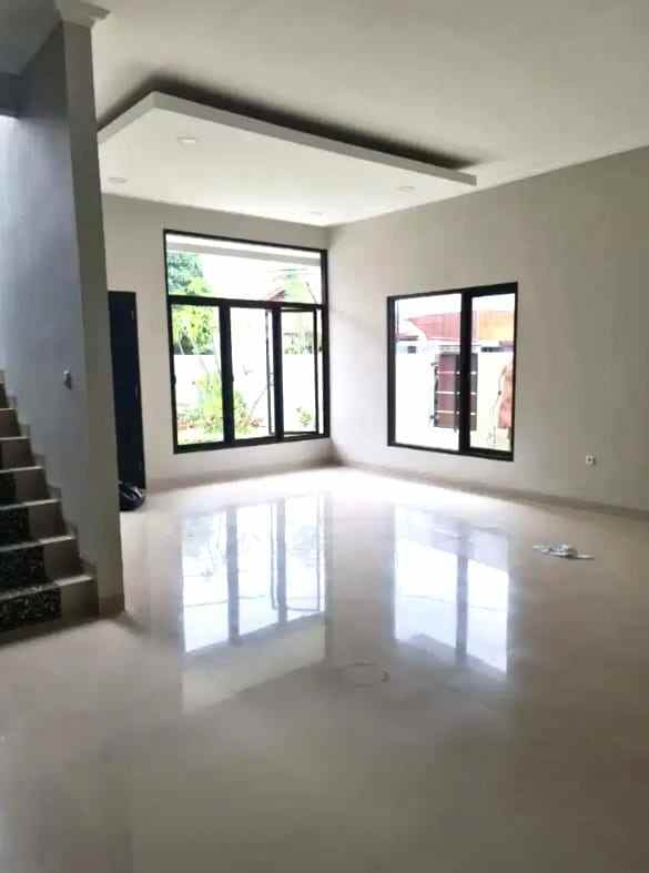 dijual rumah jl kelurahan duren sawit