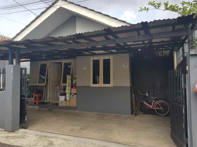 dijual rumah jl kencana setiabudi jakarta selatan