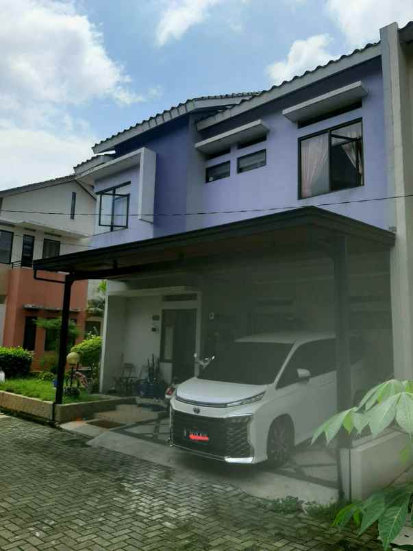 dijual rumah jl kirai cireundeu