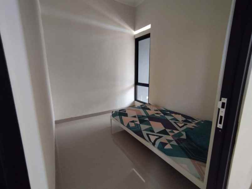 dijual rumah jl kramat cijengkol 03