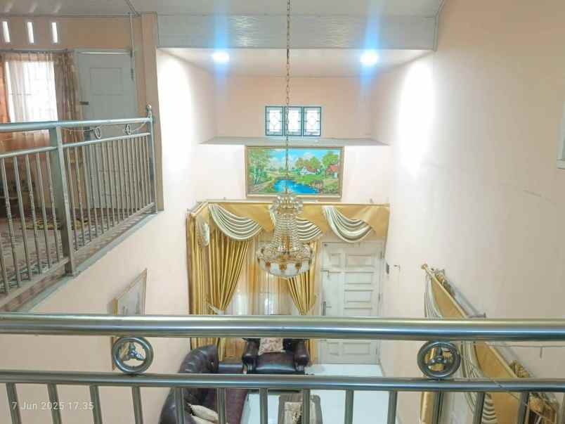 dijual rumah jl merpati indah