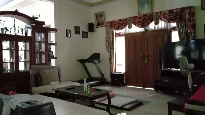 dijual rumah jl muteran iii pudakpayung