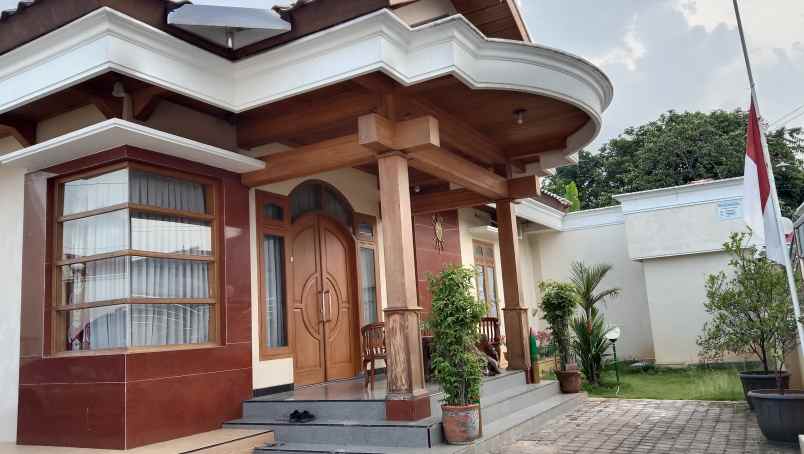 dijual rumah jl muteran iii pudakpayung