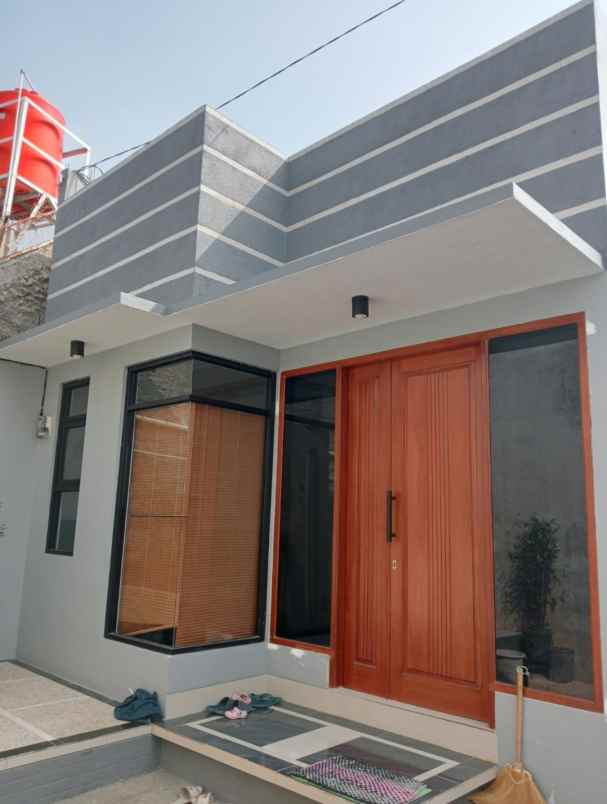 dijual rumah jl padaasih permana utara