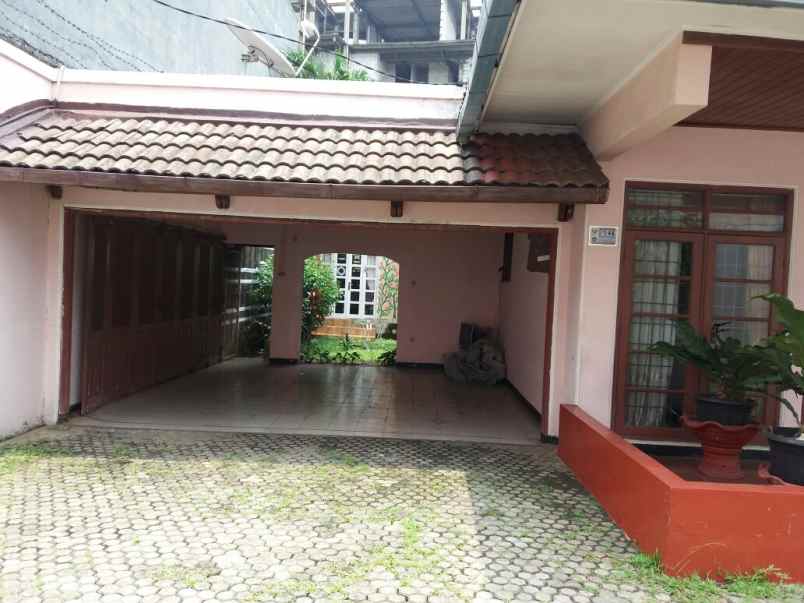 dijual rumah jl pejaten barat pasar