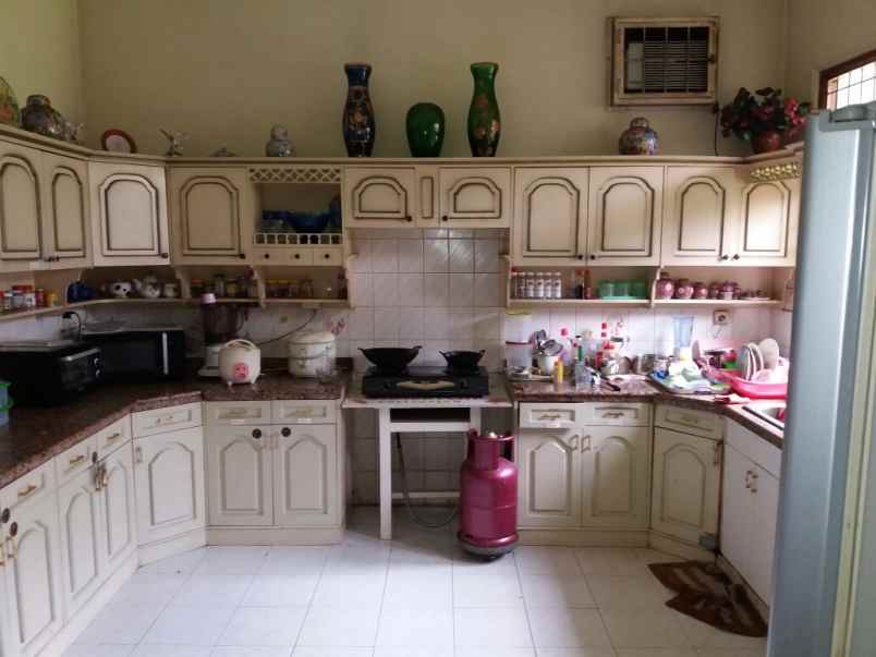 dijual rumah jl pejaten barat pasar