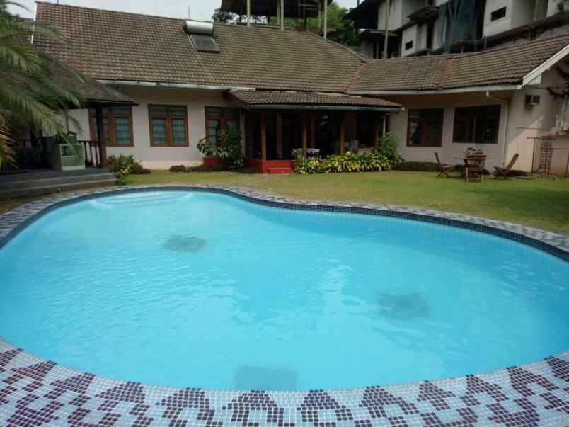 dijual rumah jl pejaten barat pasar