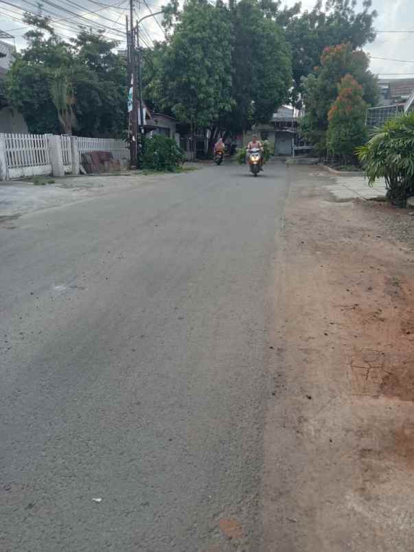 dijual rumah jl pondok kelapa duren