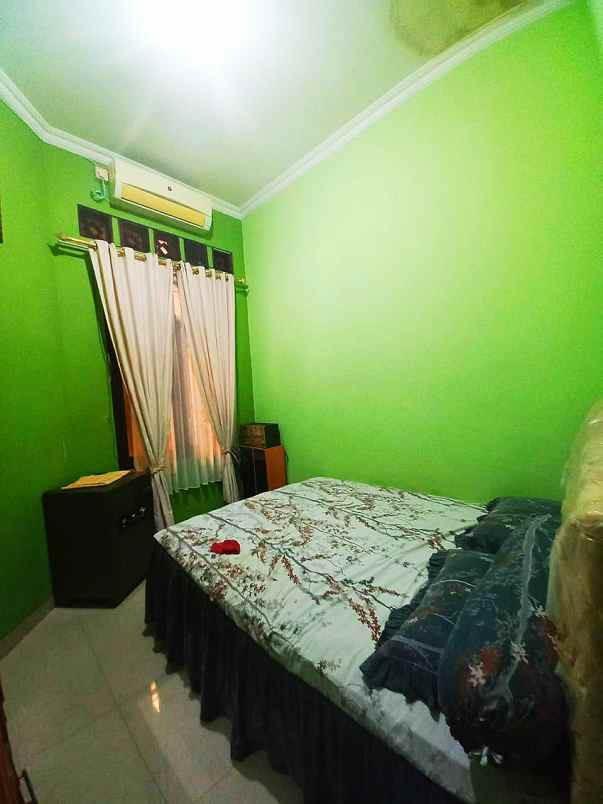 dijual rumah jl pondok kelapa raya