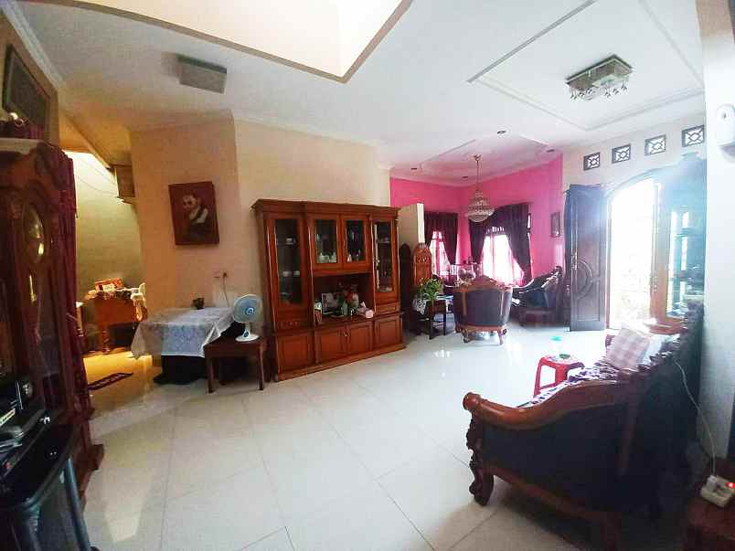 dijual rumah jl pondok kelapa raya