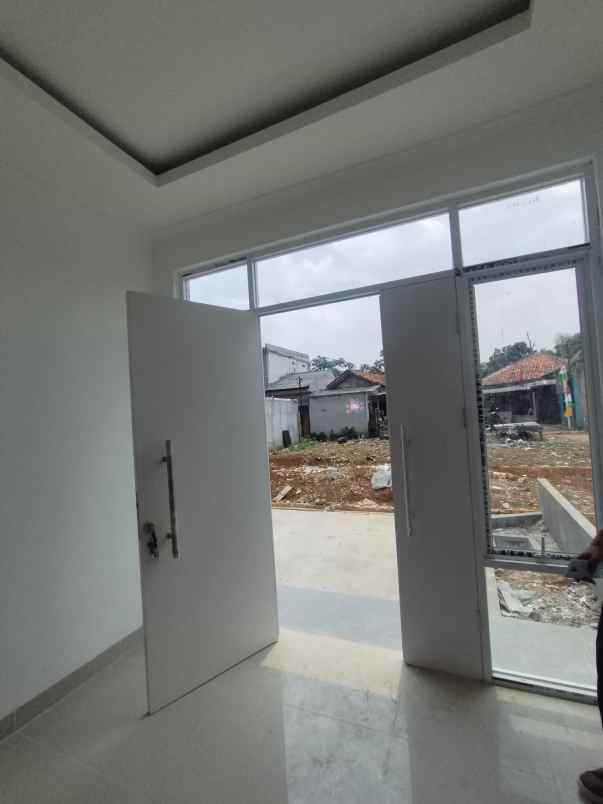 dijual rumah jl puspitek