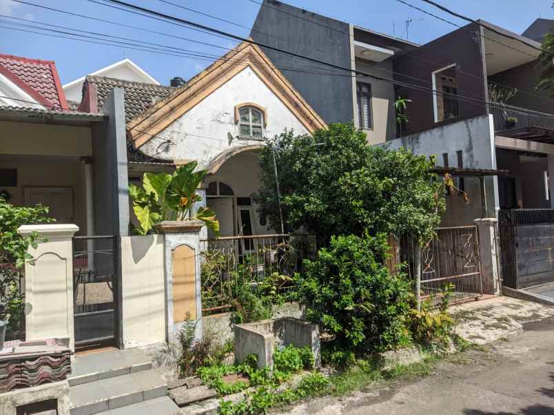 dijual rumah jl raya jatijajar tapos depok