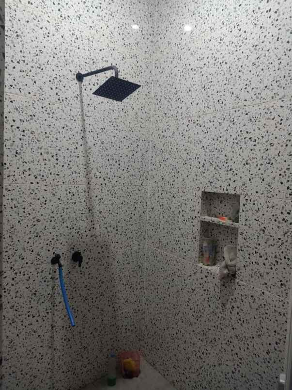 dijual rumah jl raya jatimakmur pondok