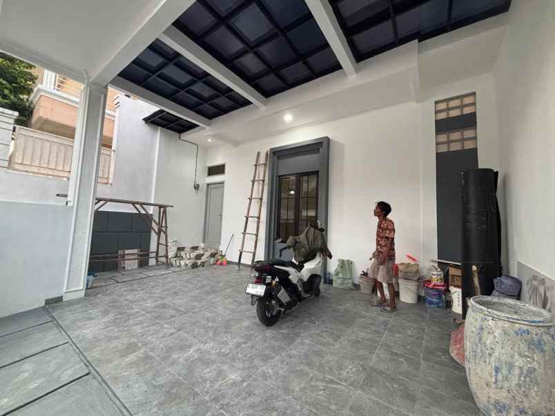 dijual rumah jl raya jatimakmur pondok