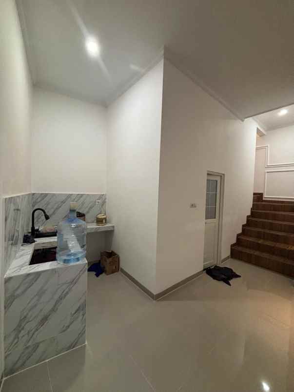 dijual rumah jl raya jatimakmur pondok
