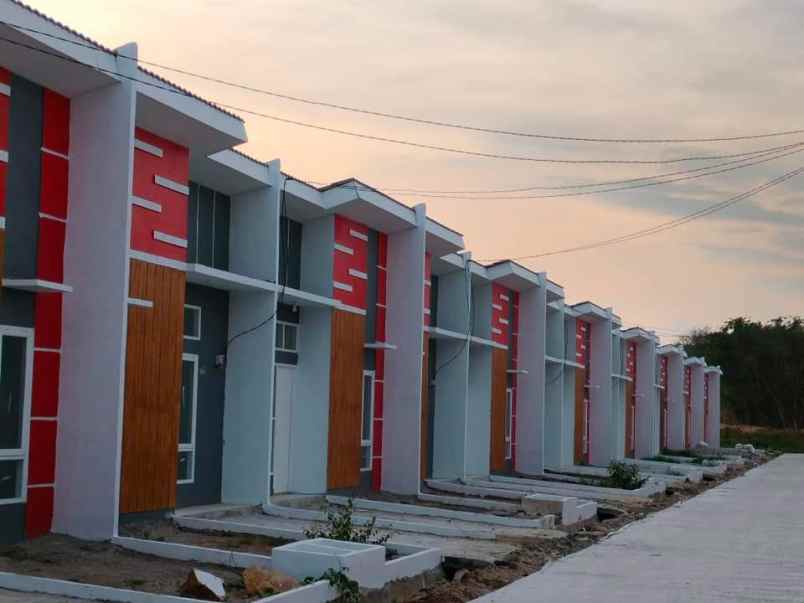 dijual rumah jl raya syeh nawawi al