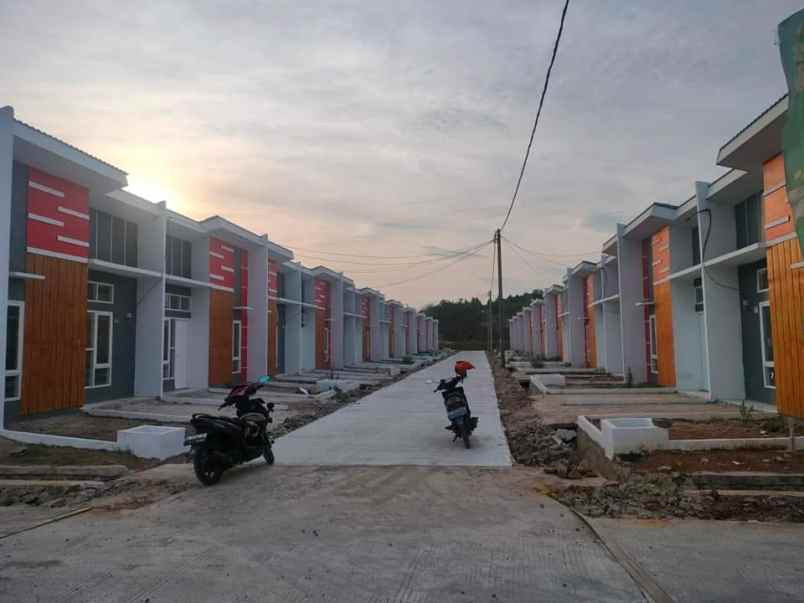 dijual rumah jl raya syeh nawawi al