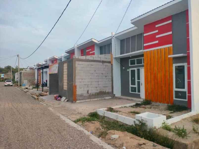 dijual rumah jl raya syeh nawawi al