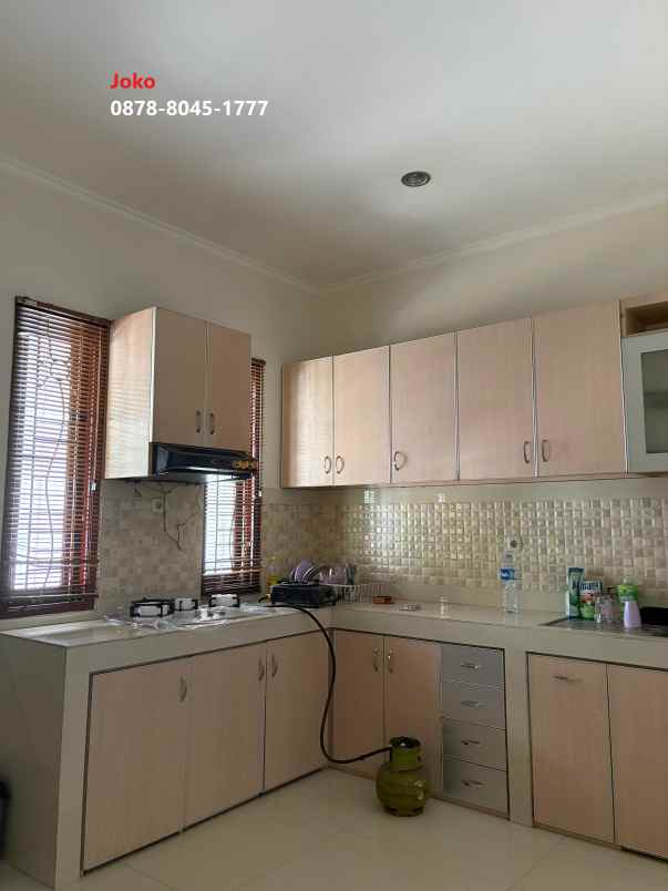 dijual rumah jl swadaya