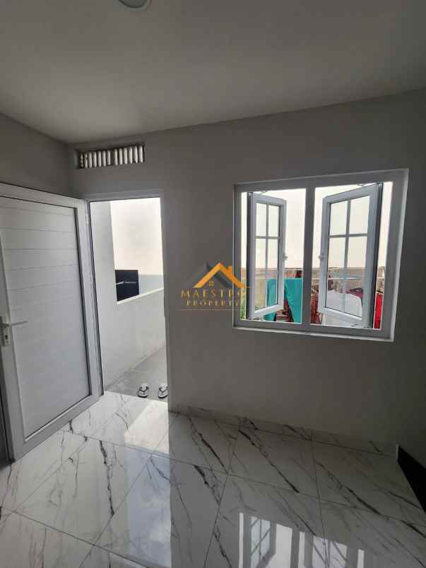 dijual rumah jl the marriot villas