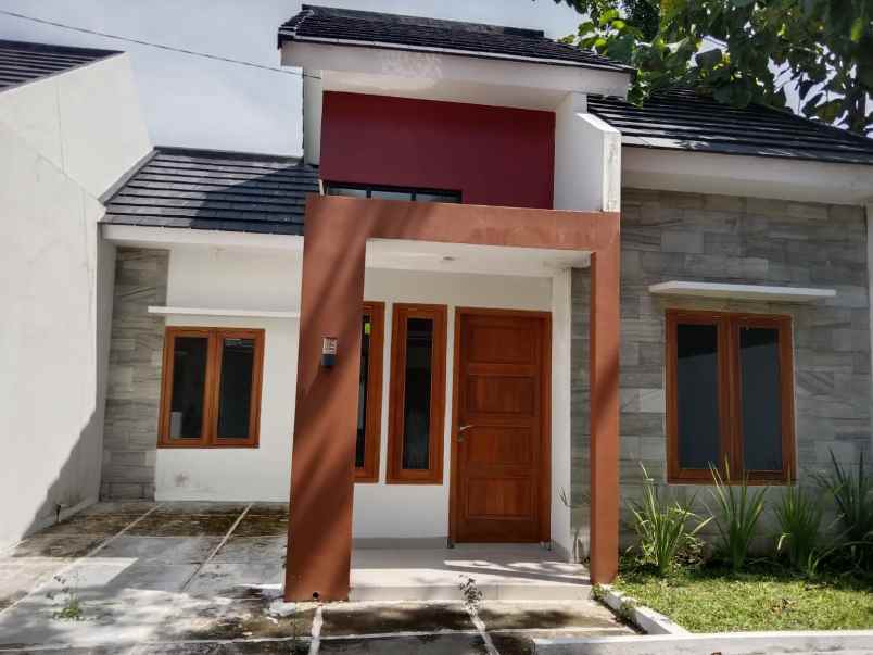 dijual rumah jl wates km 13 argosari