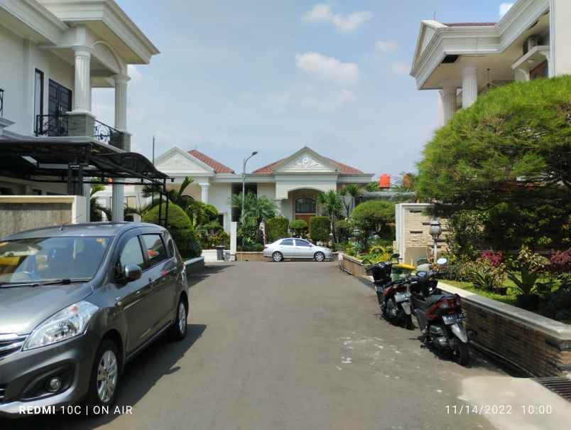 dijual rumah jln margasatwa