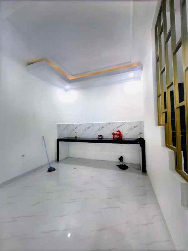 dijual rumah kalisari jakarta timur