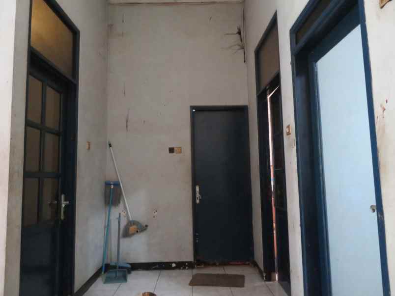 dijual rumah kav perumnas e 25 rt 001