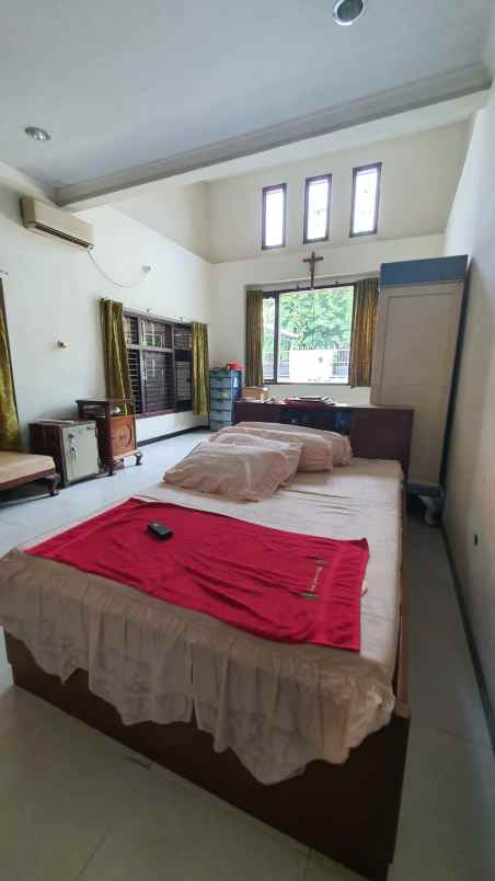 dijual rumah kawung