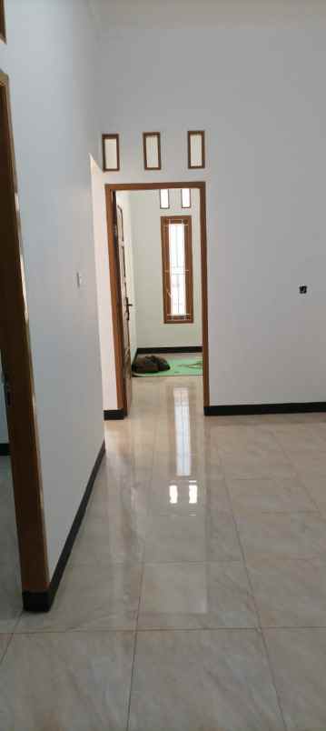 dijual rumah kayu gede paku jaya