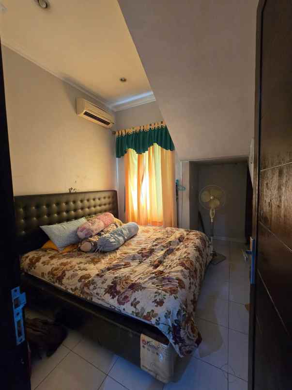 dijual rumah kelapa gading
