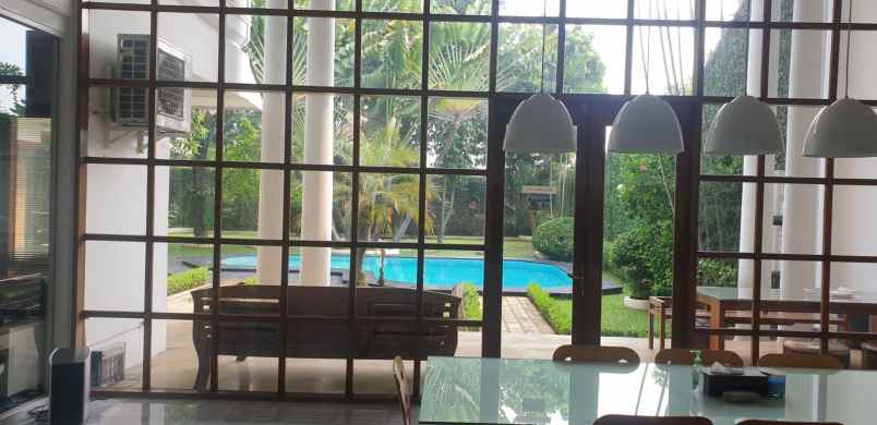 dijual rumah kemang