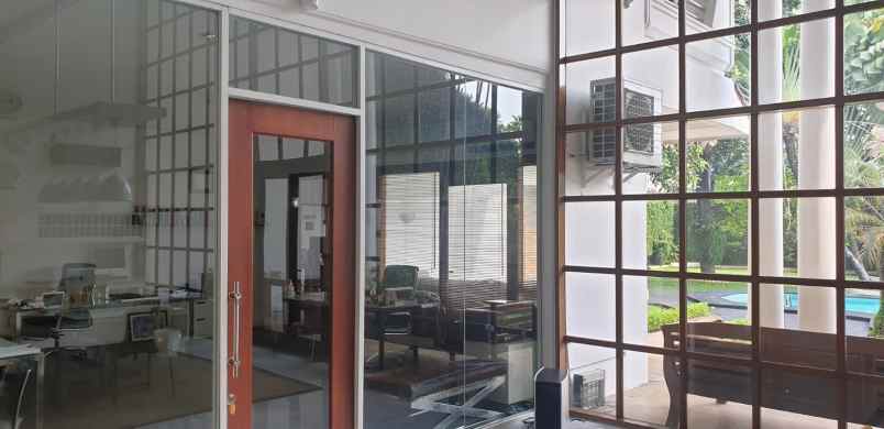 dijual rumah kemang