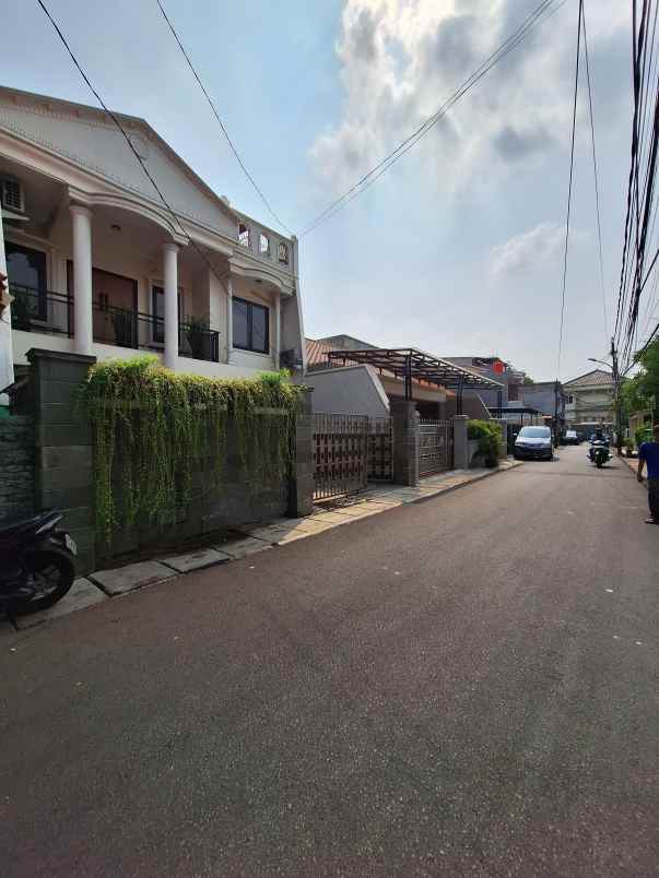 dijual rumah kemayoran jakarta pusat