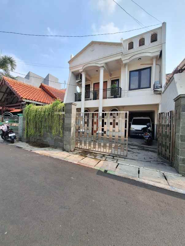 dijual rumah kemayoran jakarta pusat