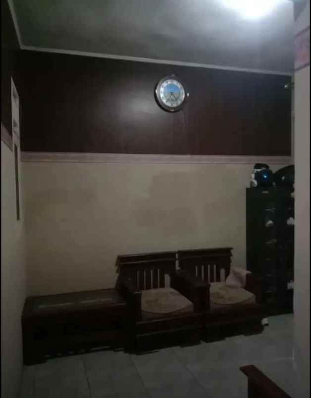 dijual rumah kenanga cipondoh kota tangerang