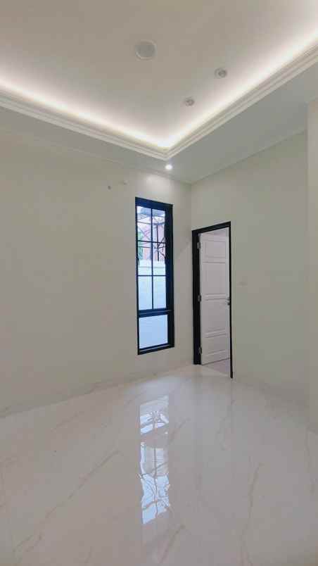 dijual rumah kencana lokasi bsd