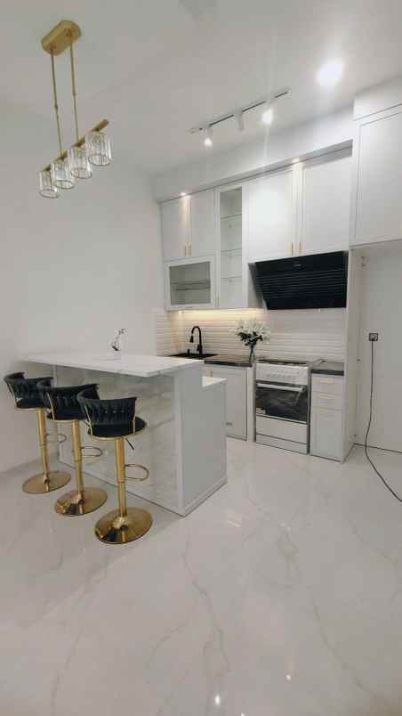 dijual rumah kencana lokasi bsd