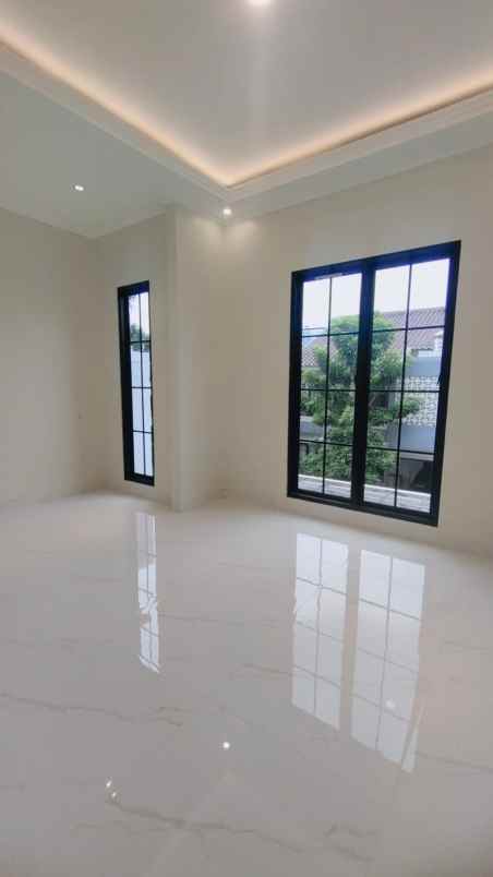 dijual rumah kencana lokasi bsd