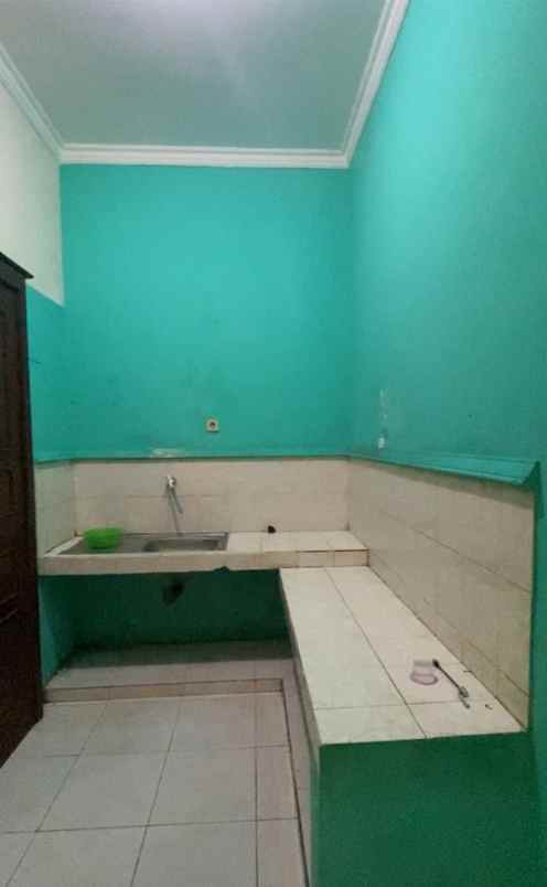 dijual rumah ketintang madya