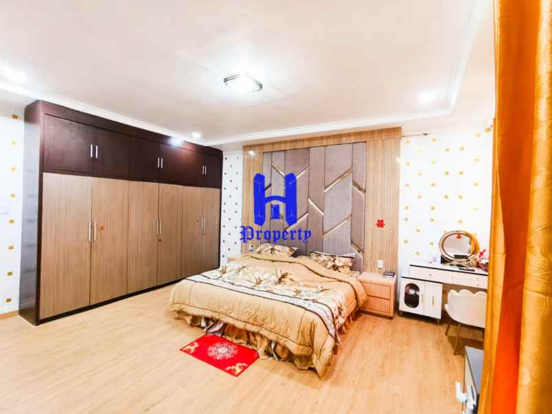 dijual rumah komplek citra permai jalan