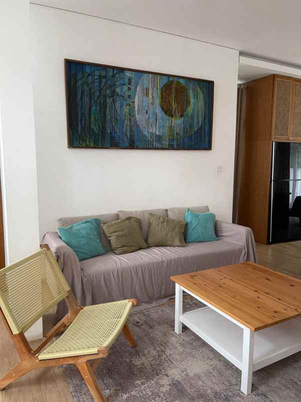 dijual rumah komplek elite dago resort