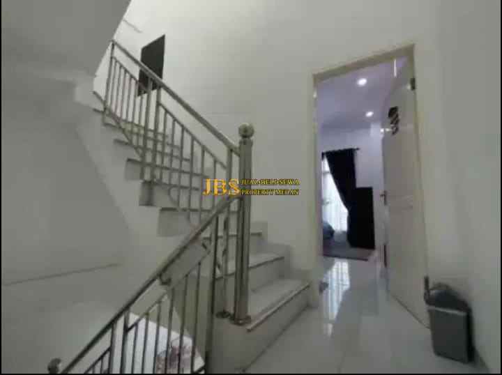 dijual rumah komplek mentari park jalan