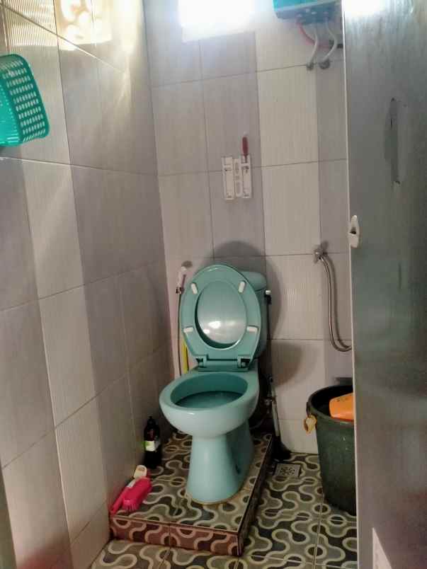 dijual rumah komplek permata cimahi