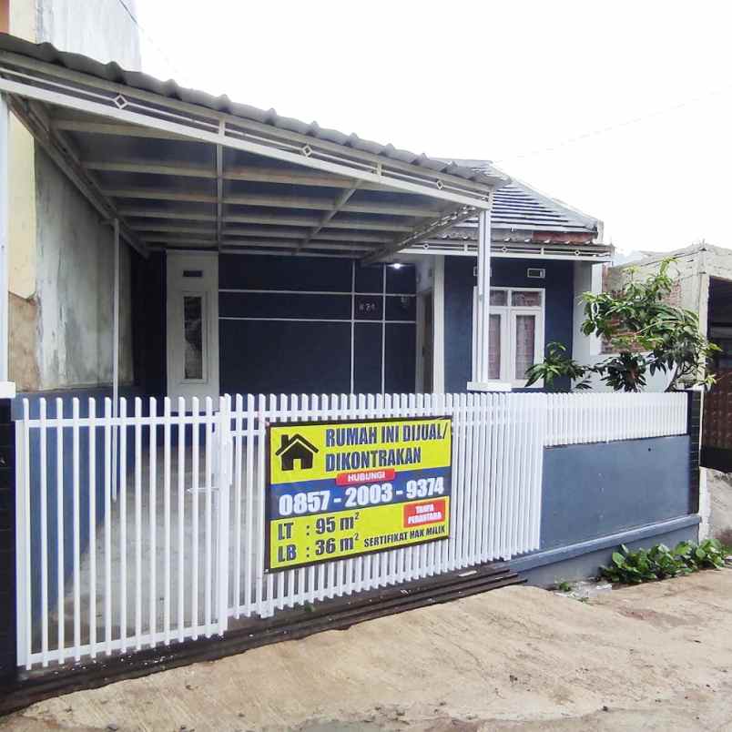 dijual rumah komplek setra jatinangor